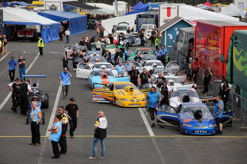 FIA Pro Stock ja FIA Pro Mod line up-is (Photo by Görel Grauding)